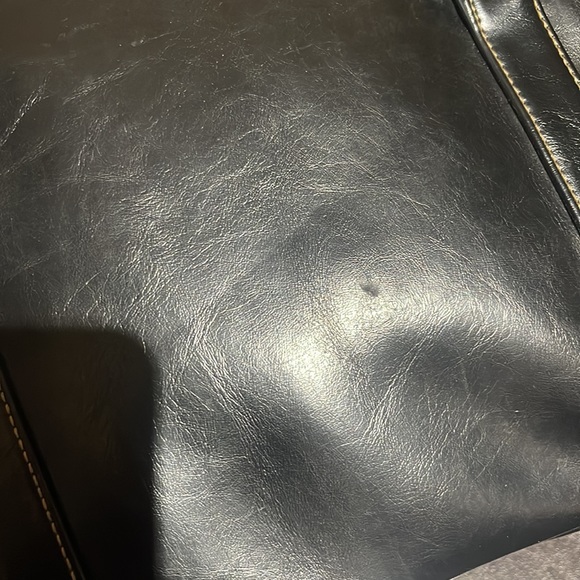 Buxton please check all picture of condition - Picture 11 of 17